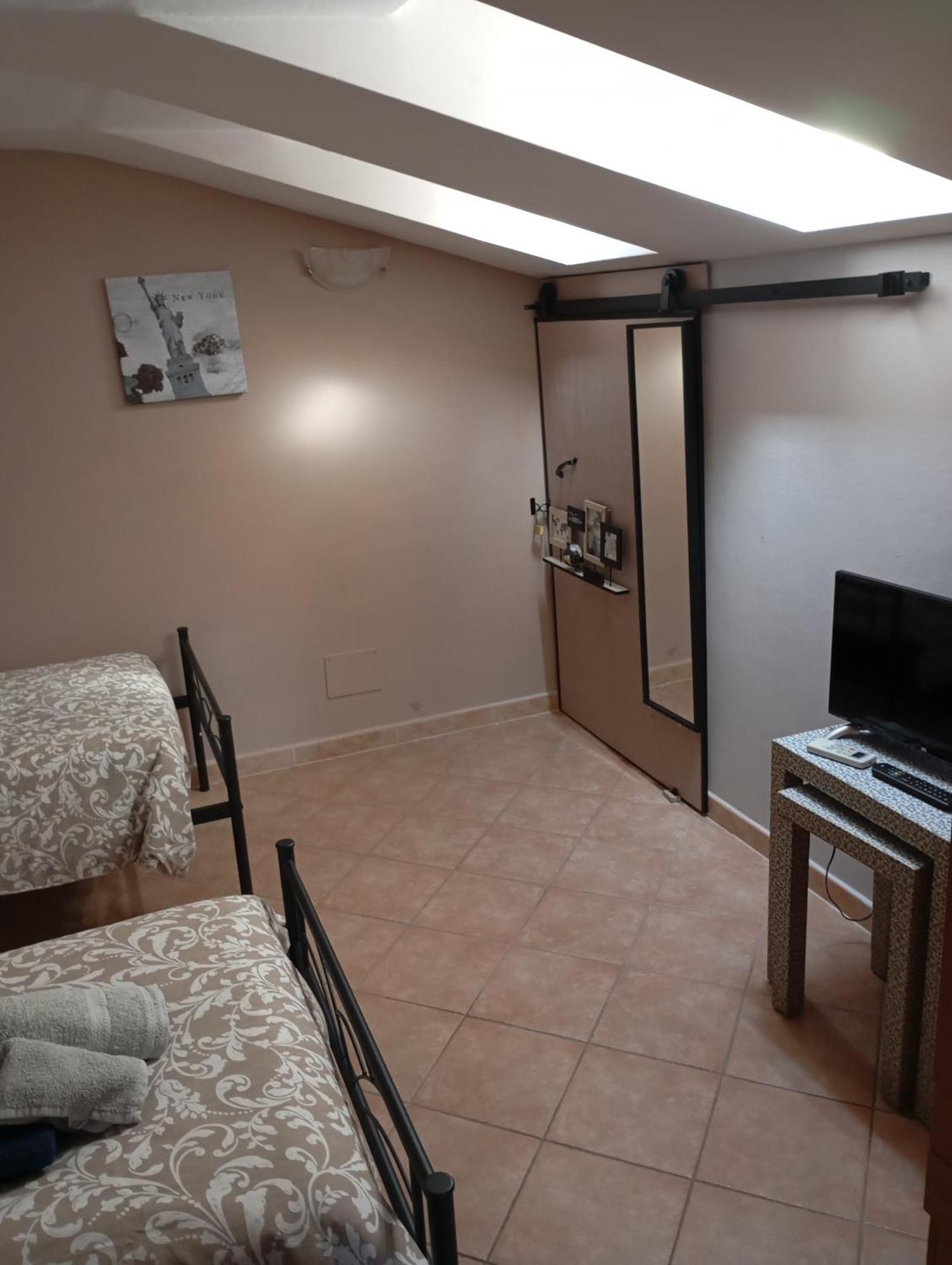 Enza-Home-In-Roma Exterior photo